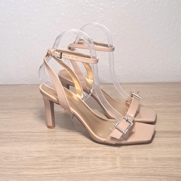 NEW NINE WEST SQUARE TOE HEELS IN NUDE - Picture 3 of 11